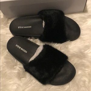 Steve Madden Softey Slides